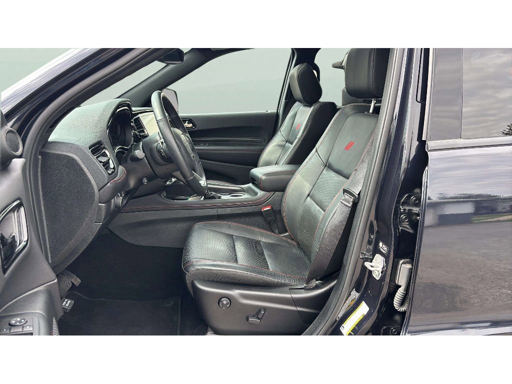 Used 2025 Dodge Durango GT image 12