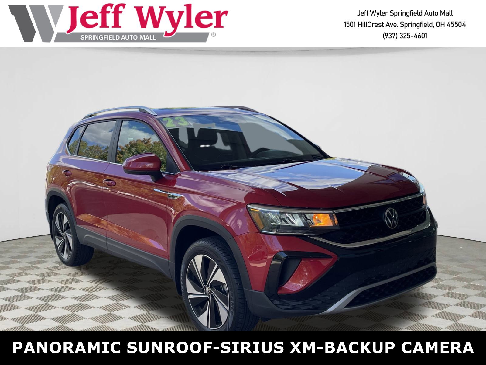 Used 2023 Volkswagen Taos SE w/ Panoramic Sunroof Package