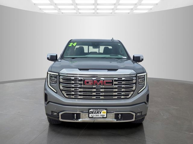 Used 2024 GMC Sierra 1500 Denali w/ Denali Reserve Package AWD/4WD image 4