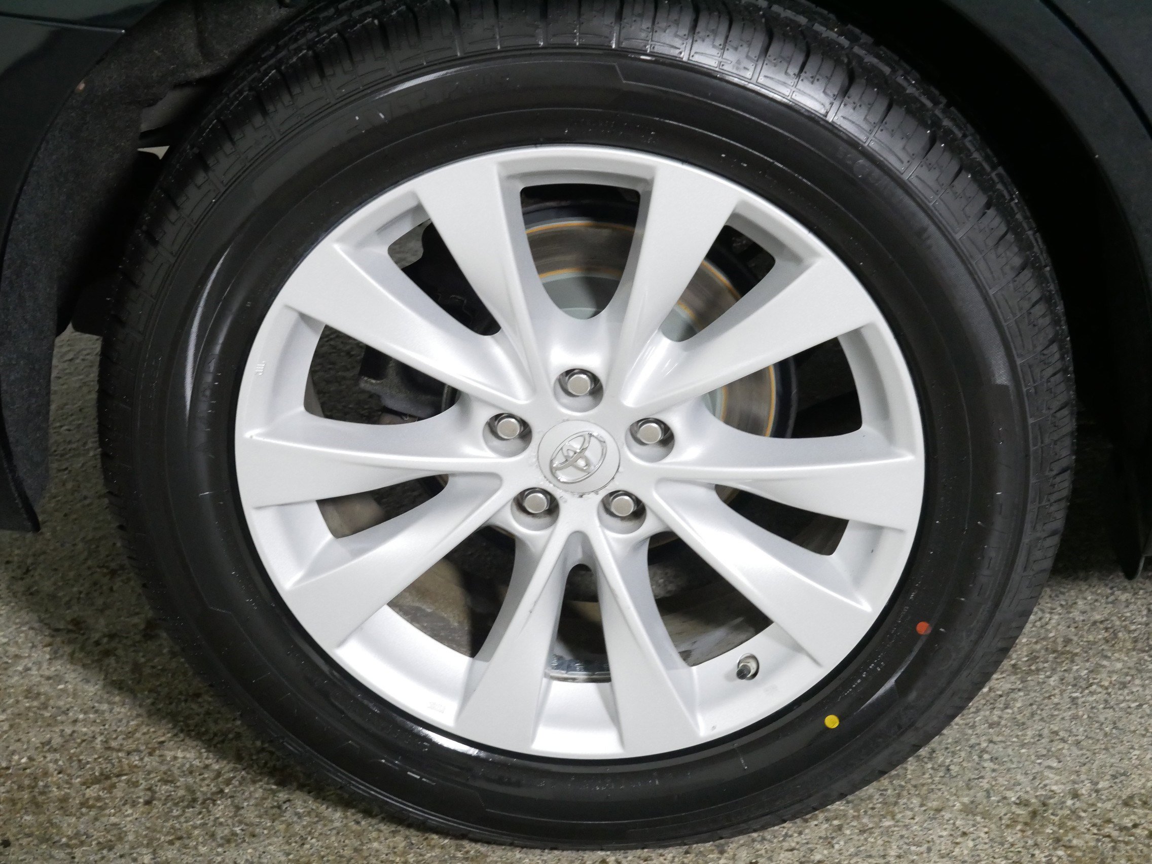 Used 2015 Toyota Venza XLE AWD/4WD image 15