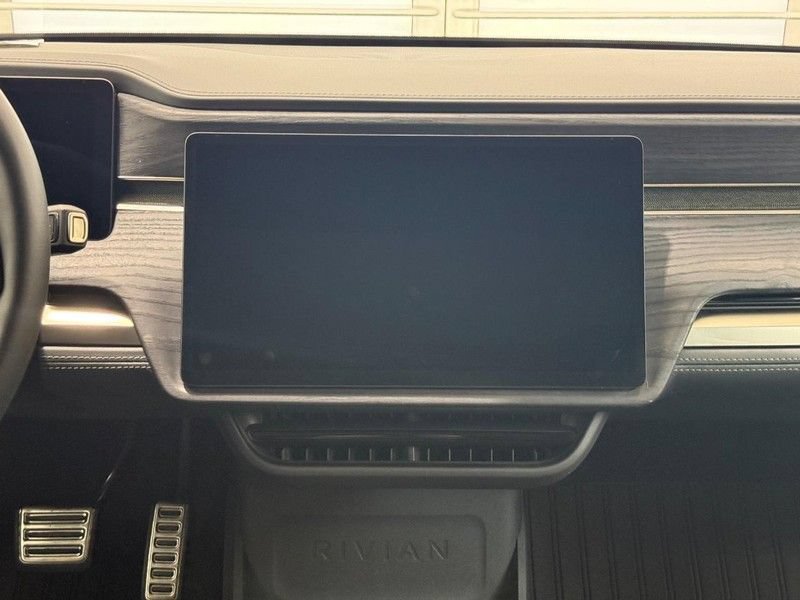 Used 2023 Rivian R1S Adventure AWD/4WD image 13