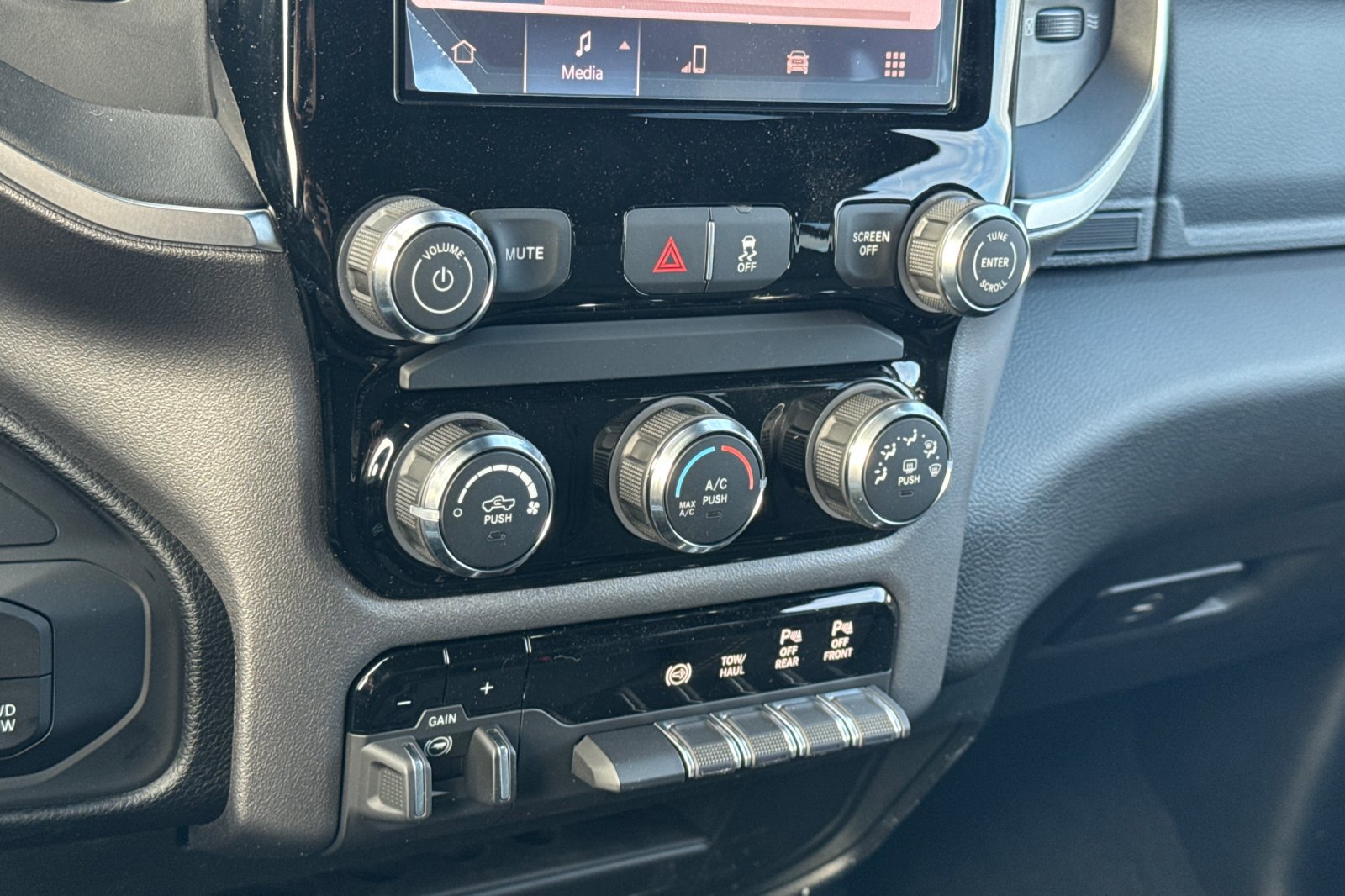 New 2026 RAM 3500 Big Horn image 18