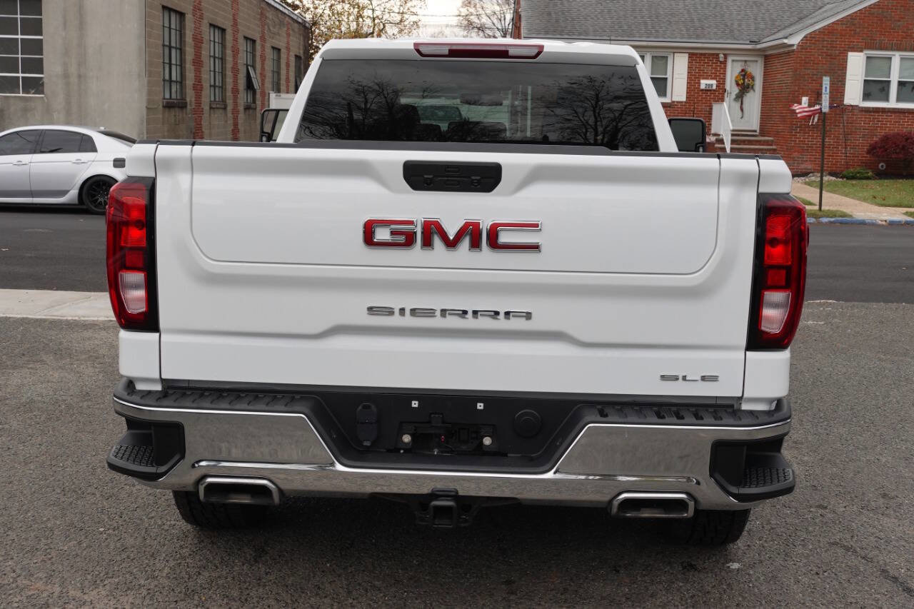 Used 2022 GMC Sierra 1500 SLE w/ X31 Off-Road Package AWD/4WD image 8