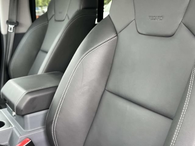 Used 2025 INEOS Grenadier Station Wagon AWD/4WD image 29