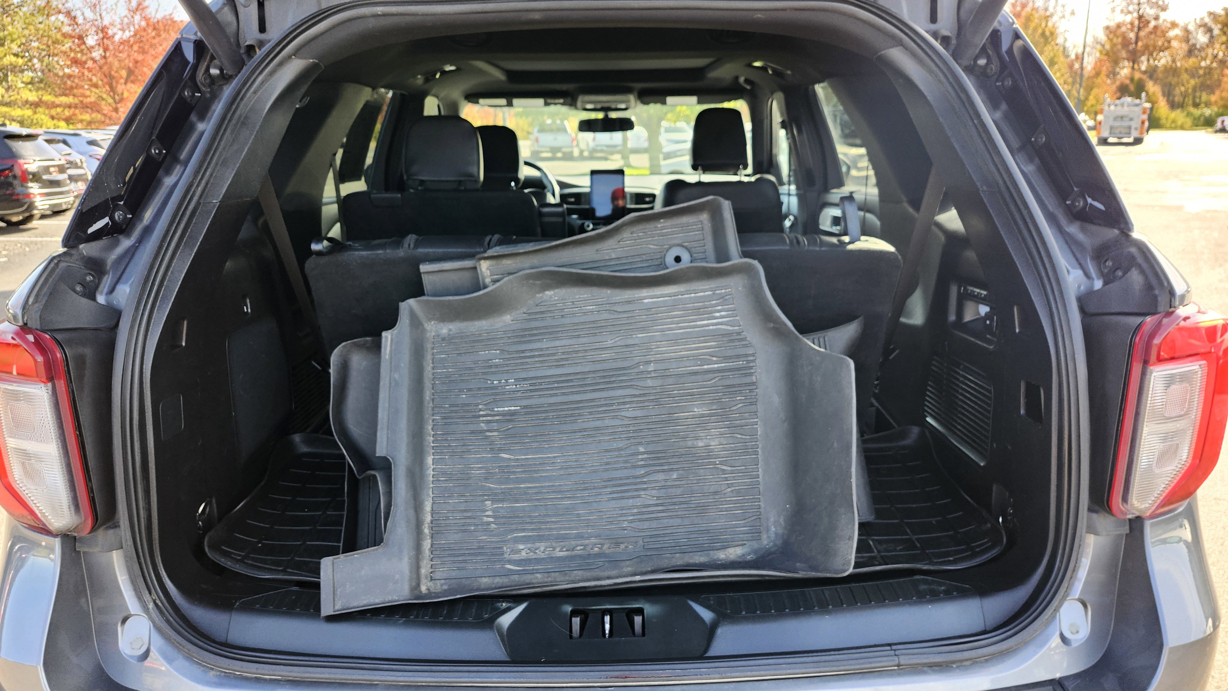 Used 2021 Ford Explorer ST w/ Equipment Group 401A image 23