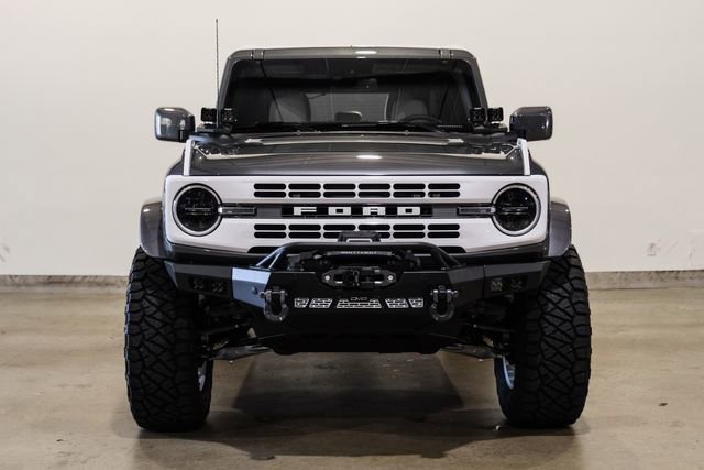 Used 2025 Ford Bronco Heritage Edition image 2