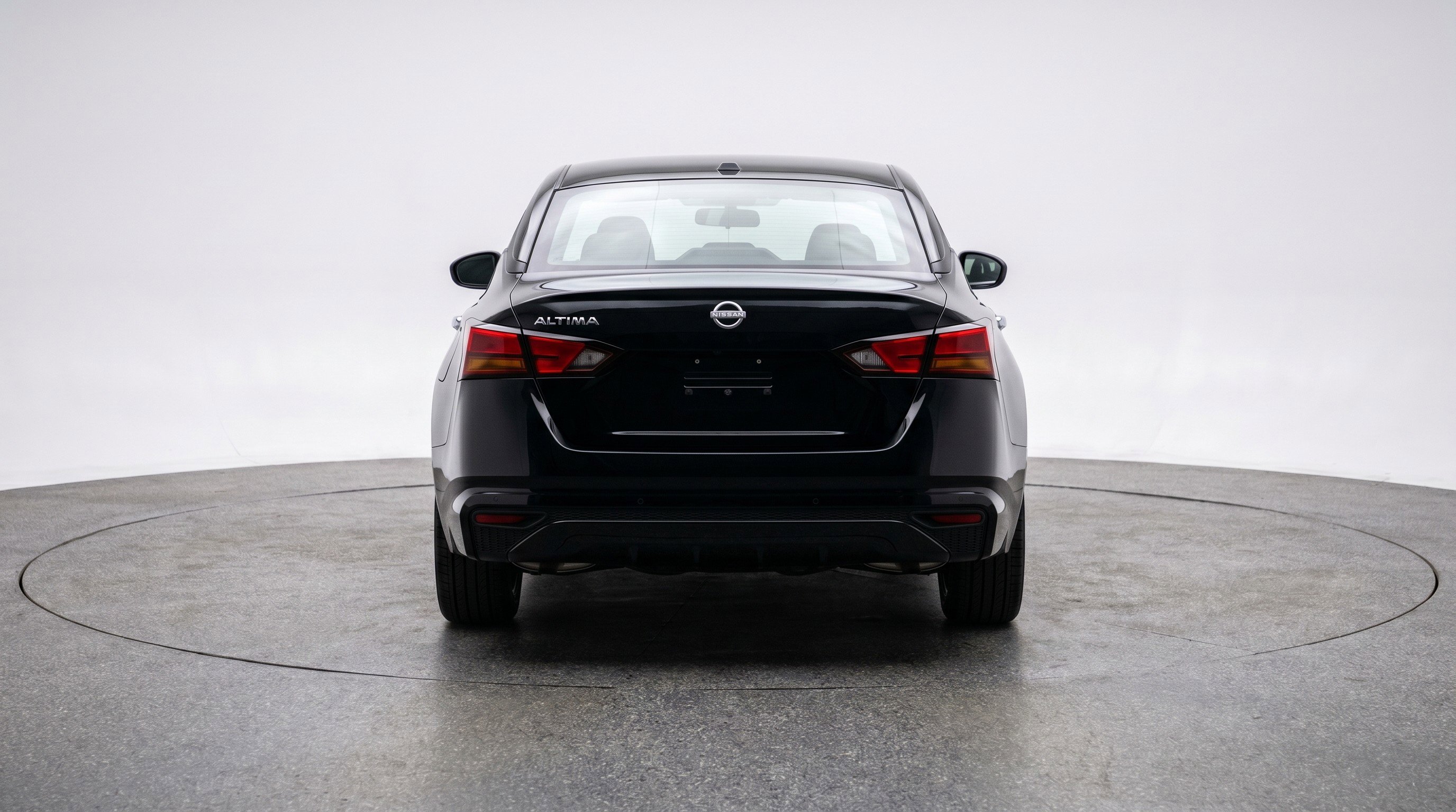 Used 2025 Nissan Altima 2.5 SV FWD image 7