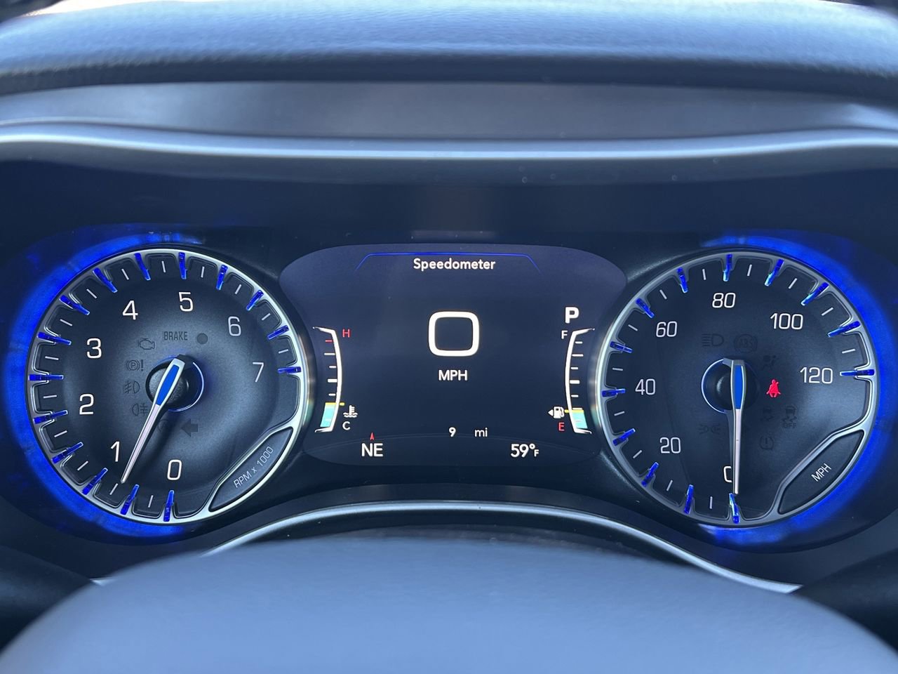 New 2026 Chrysler Pacifica Select w/ S Appearance Package image 10