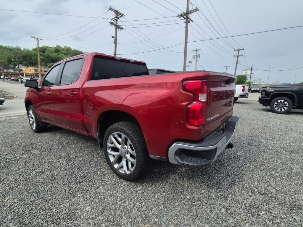 Used 2021 Chevrolet Silverado 1500 LT AWD/4WD image 5
