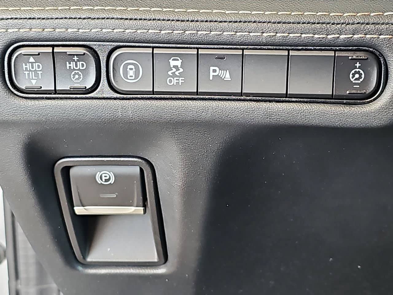 Used 2022 Acura MDX w/ Advance Package AWD/4WD image 32