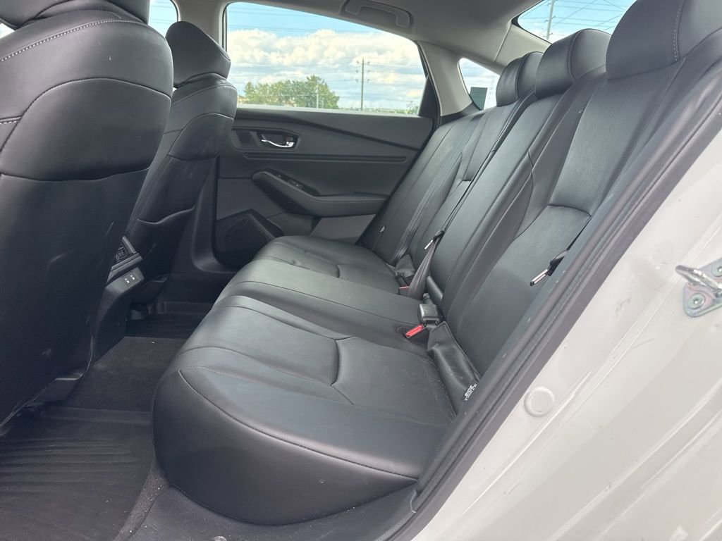 Used 2023 Honda Accord Touring image 9