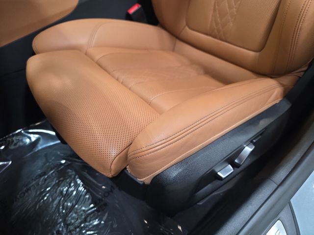 Used 2021 BMW 540i xDrive w/ M Sport Package AWD/4WD image 28