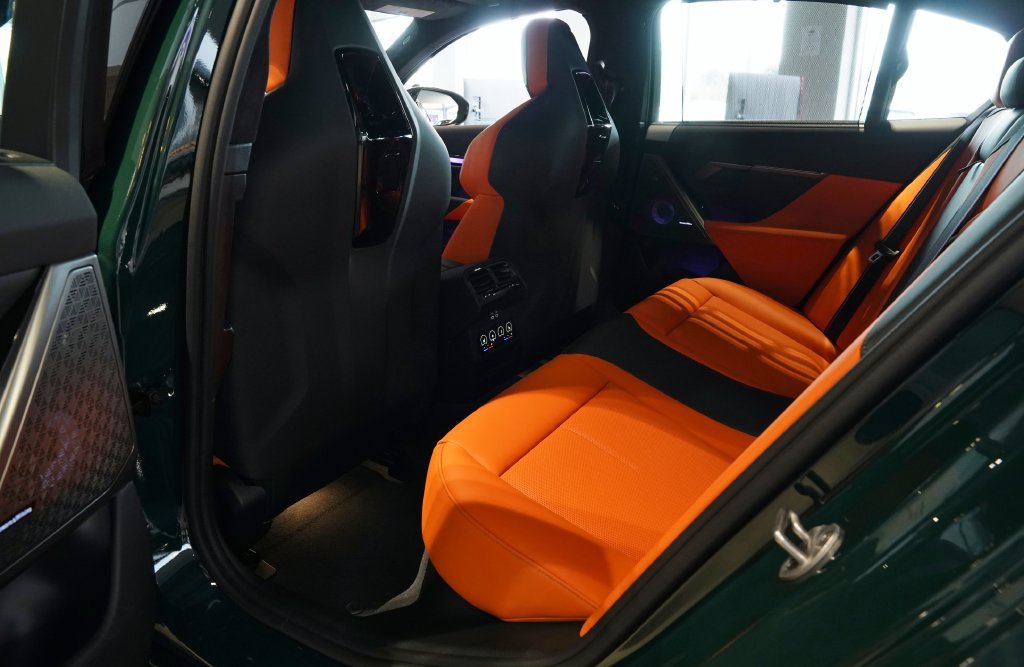 New 2027 BMW M5 w/ Carbon Package AWD/4WD image 30