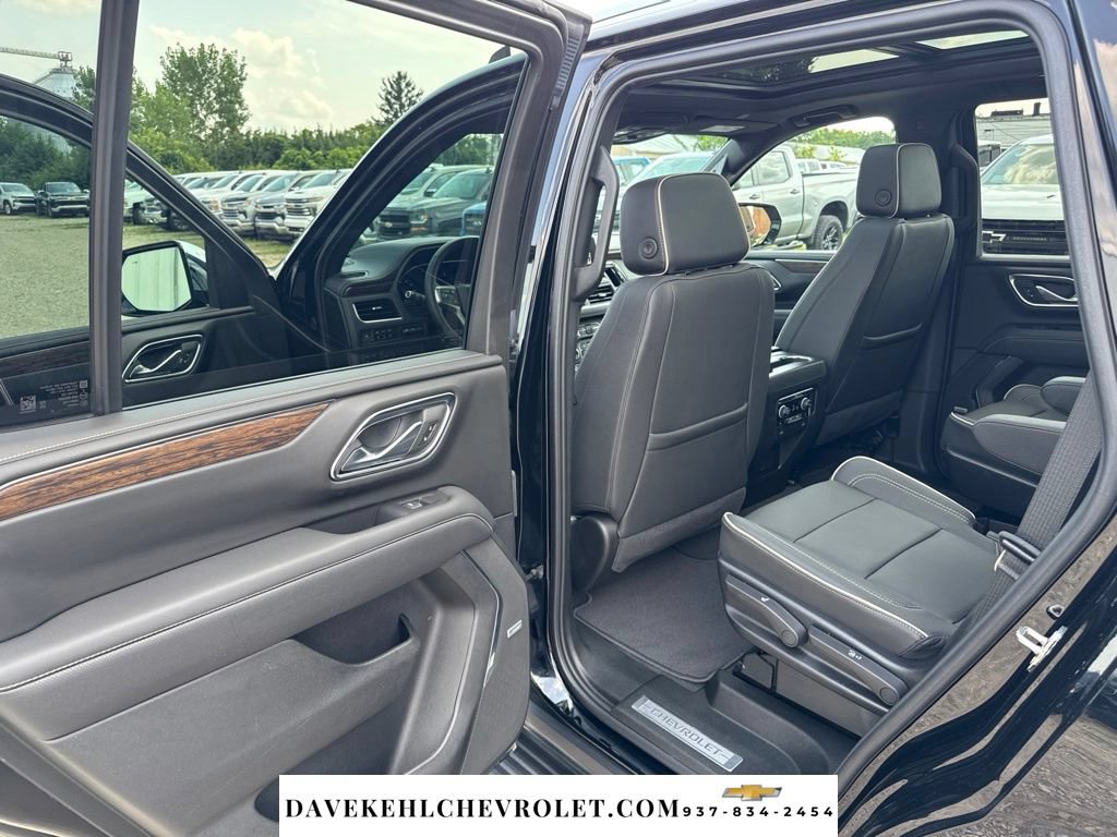 Used 2024 Chevrolet Tahoe Premier AWD/4WD image 21