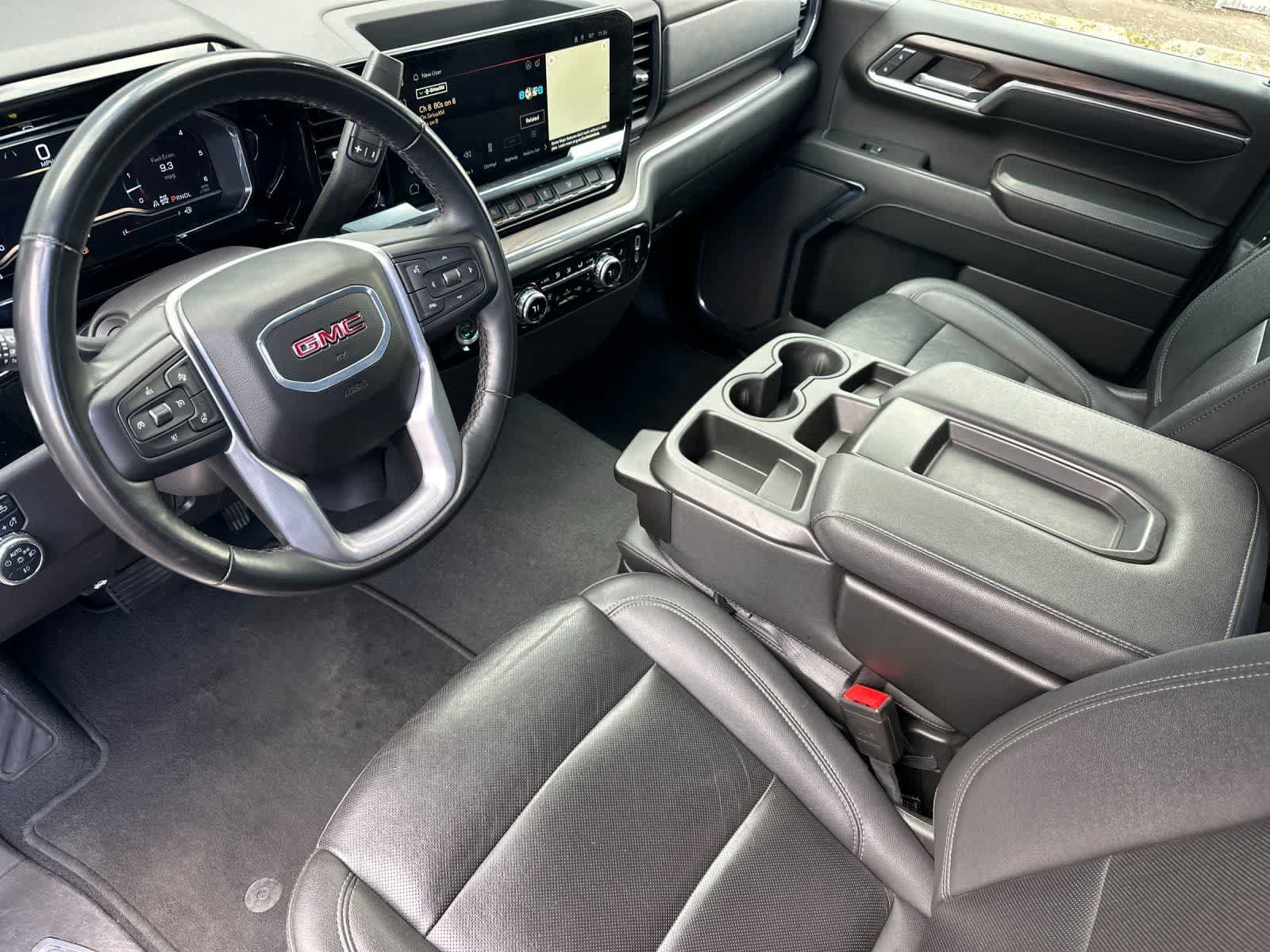 Used 2024 GMC Sierra 1500 SLT AWD/4WD image 11