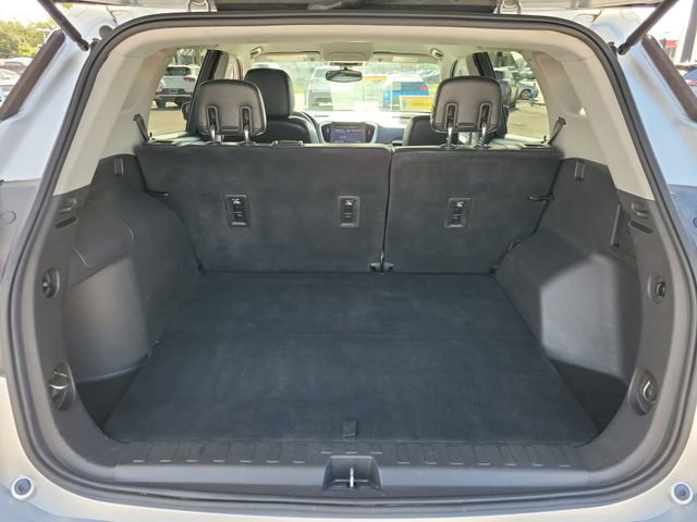 Used 2019 GMC Terrain SLT FWD image 8
