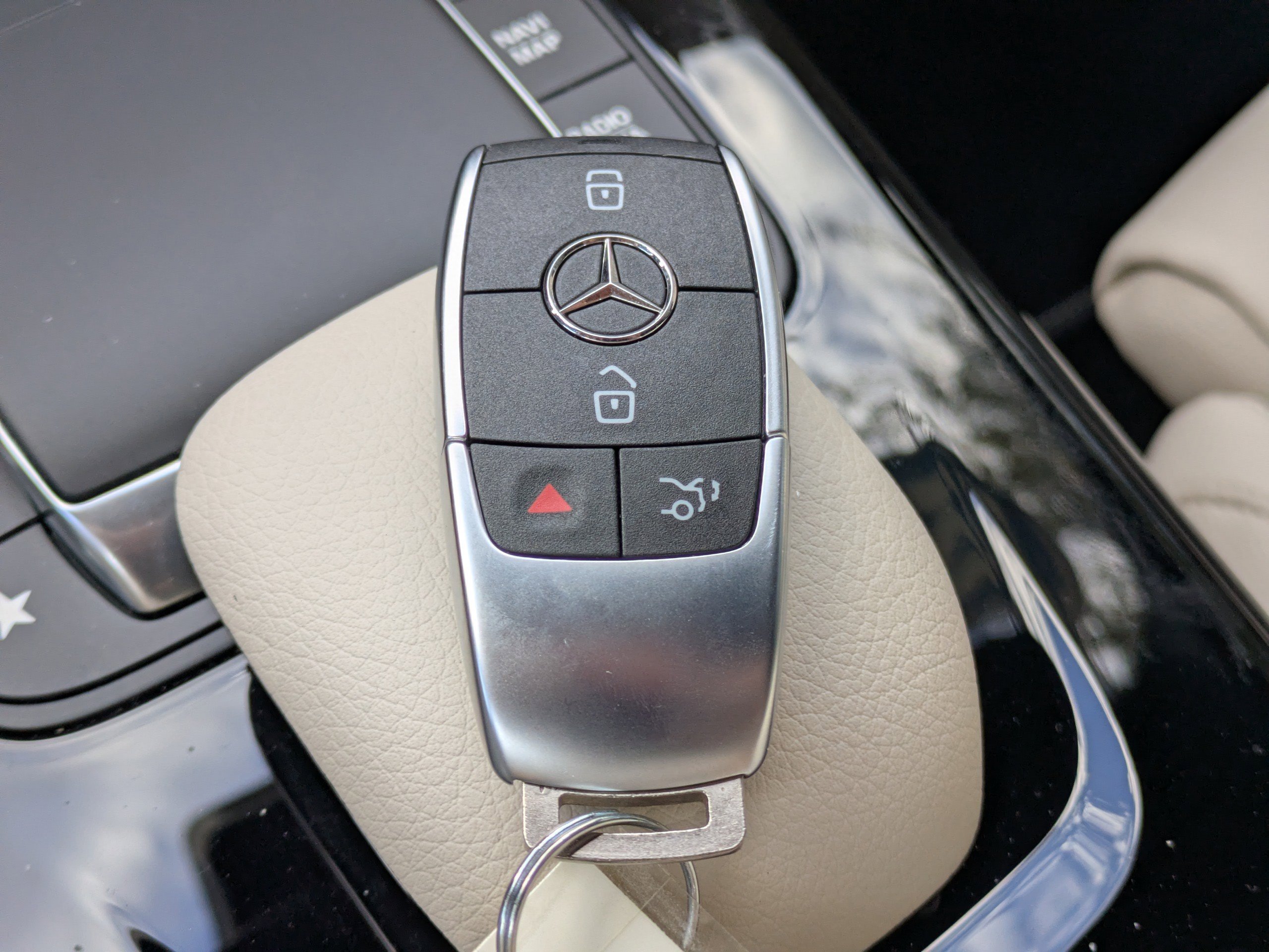 Used 2023 Mercedes-Benz CLA 250 image 28