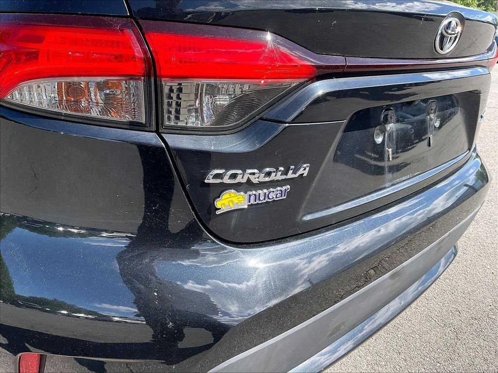 Used 2020 Toyota Corolla XLE FWD image 28