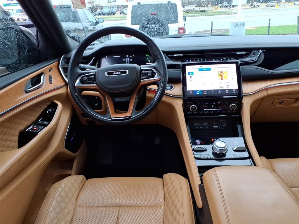 Certified 2022 Jeep Grand Cherokee Summit AWD/4WD image 14
