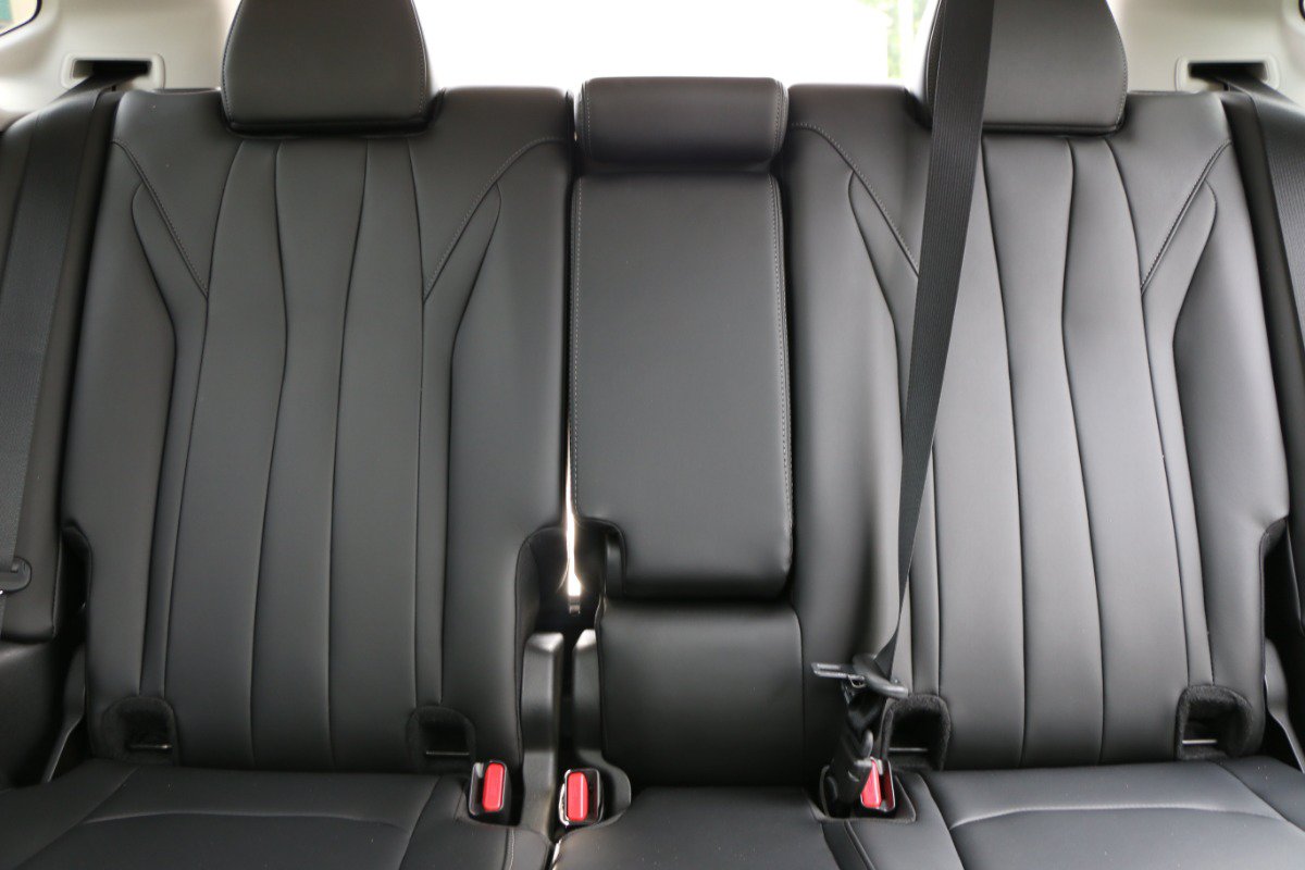 Used 2025 Acura ADX FWD image 29