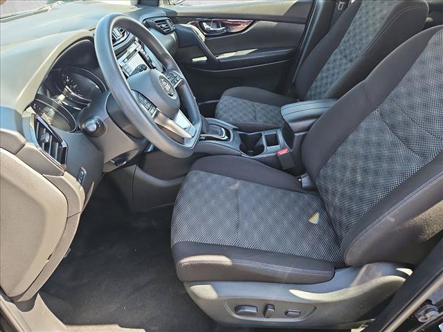 Used 2020 Nissan Rogue Sport SV AWD/4WD image 21
