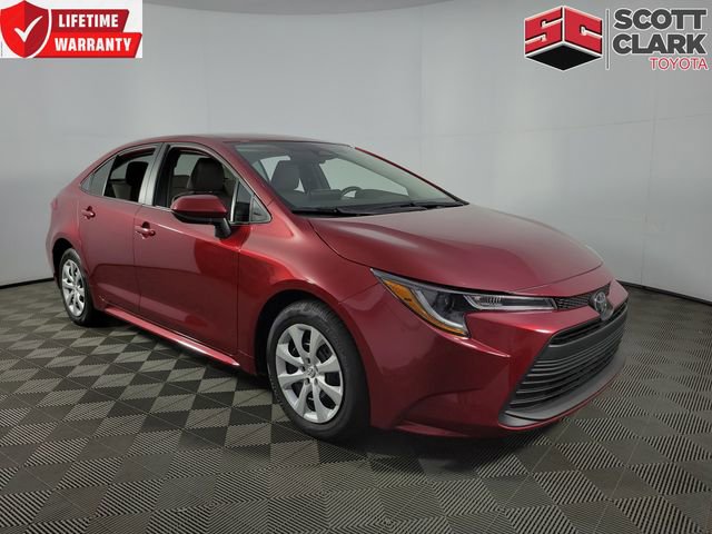 Used 2025 Toyota Corolla LE FWD image 1