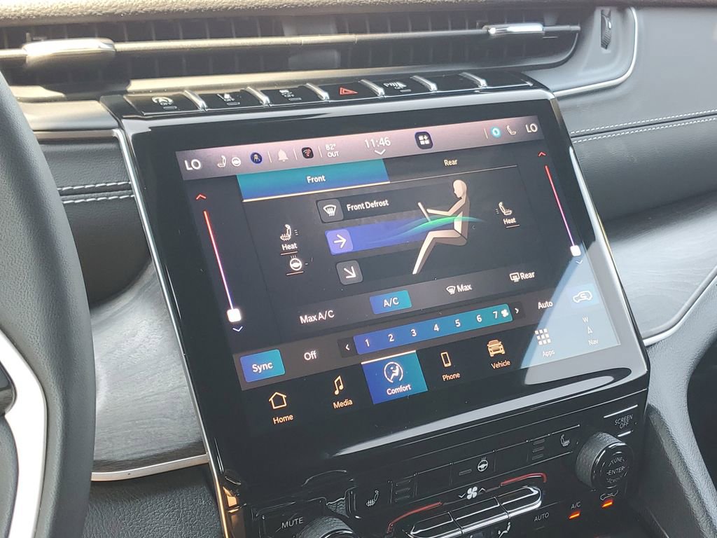 Used 2024 Jeep Grand Cherokee L Limited w/ Trailer Tow Package image 32