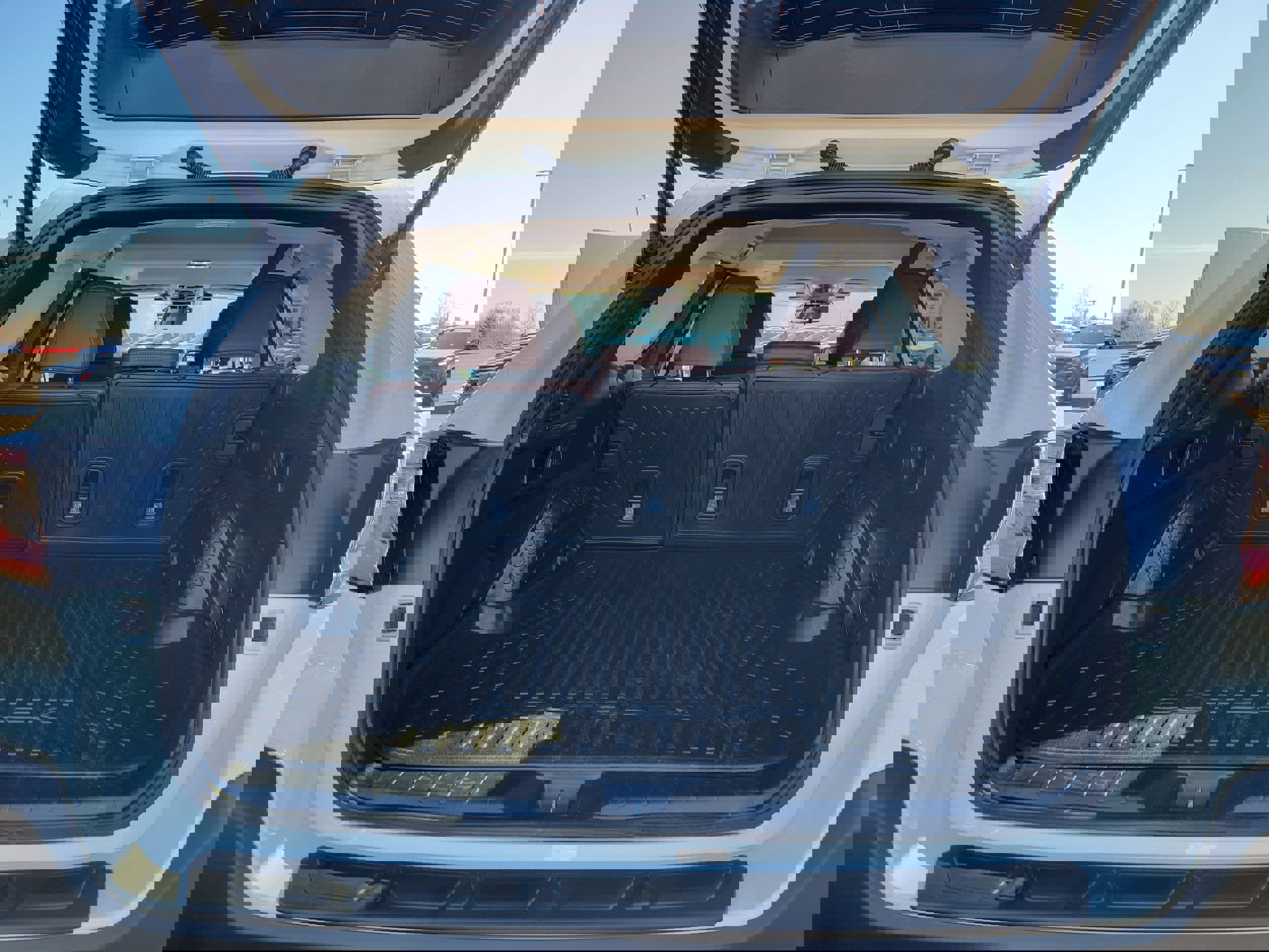 Certified 2025 Subaru Outback Touring XT w/ Popular Package #2 image 12