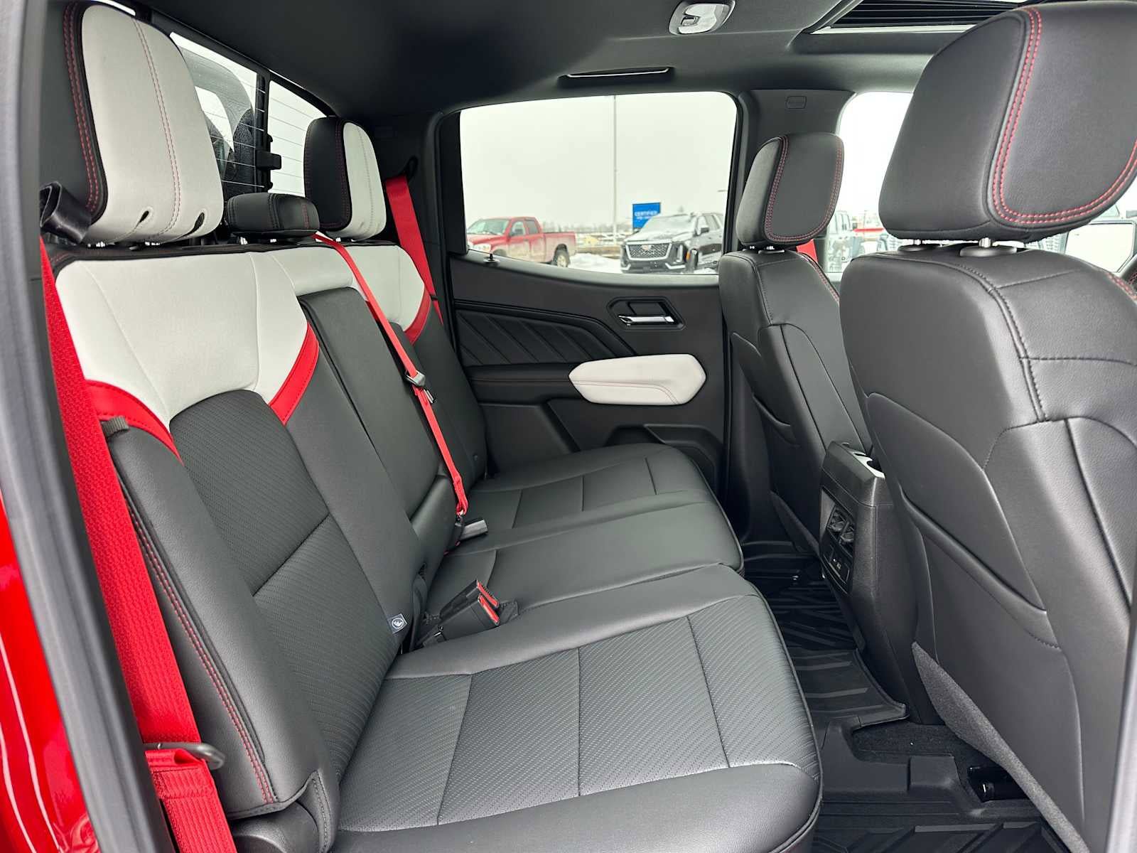 New 2026 GMC Canyon AT4X w/ AT4X AEV Edition AWD/4WD image 12