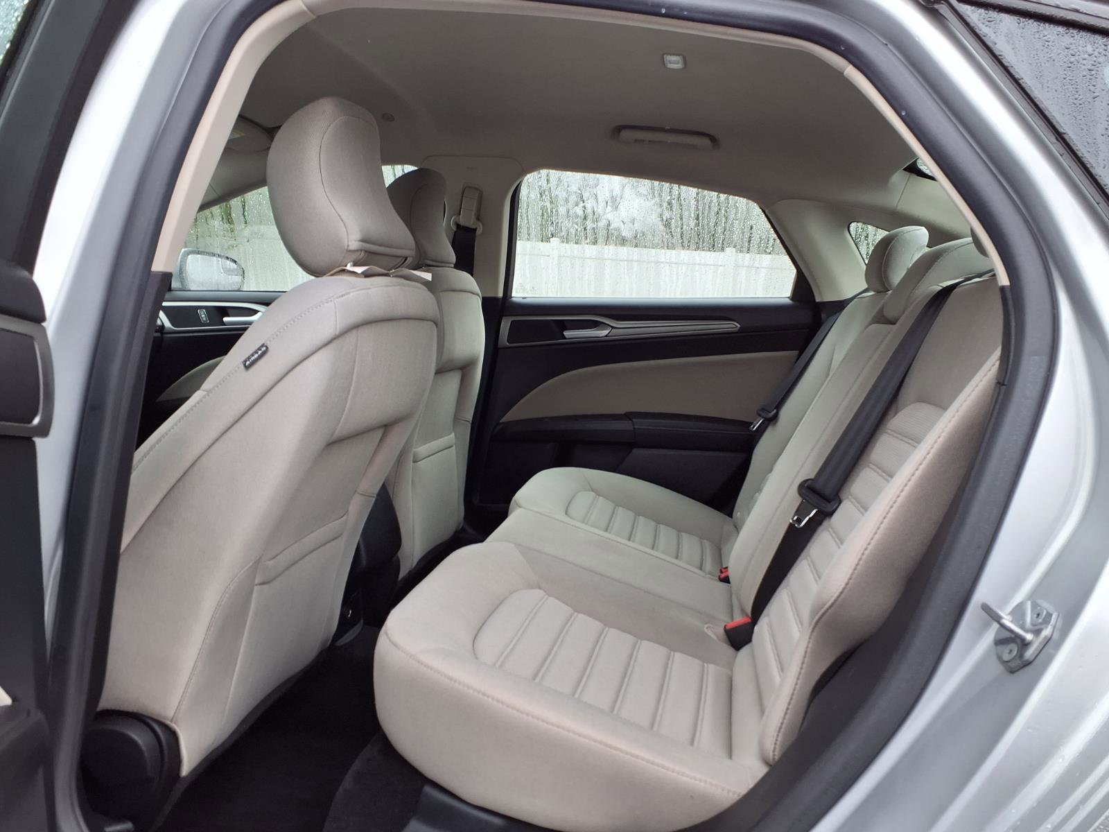 Used 2018 Ford Fusion S FWD image 21