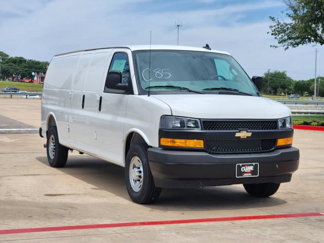 New 2025 Chevrolet Express 2500 Extended RWD image 2