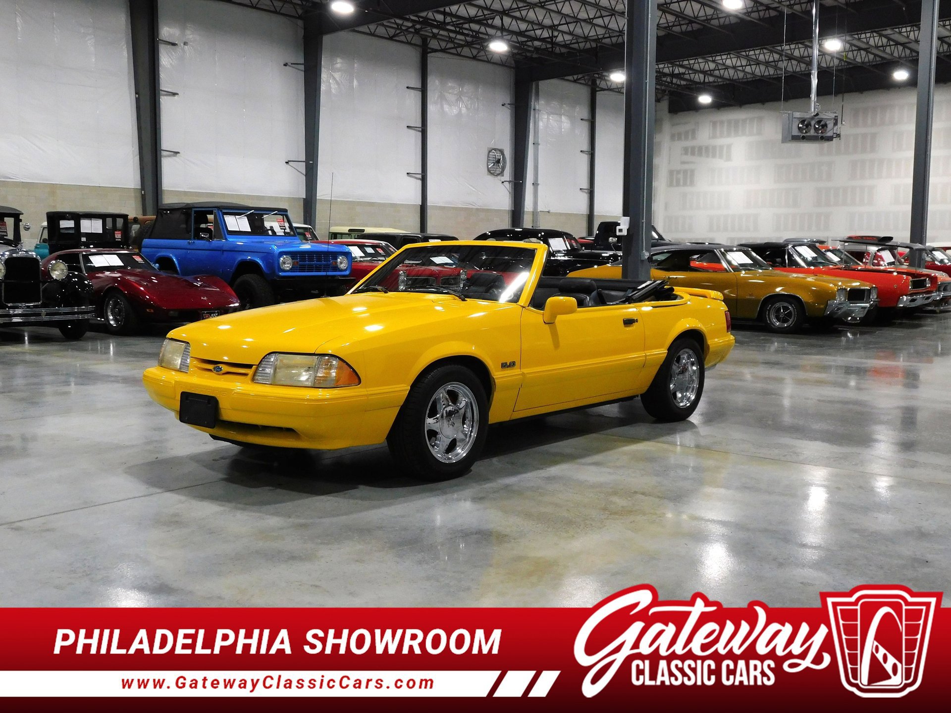 Used 1993 Ford Mustang LX RWD image 1
