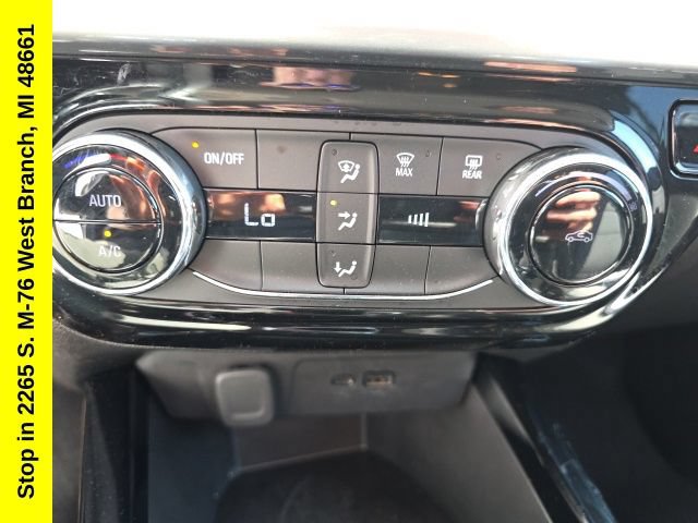 Used 2025 Chevrolet Trax LT FWD image 22