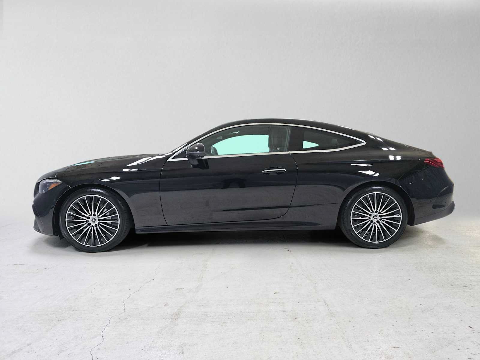 New 2026 Mercedes-Benz CLE 300 4MATIC Coupe image 6