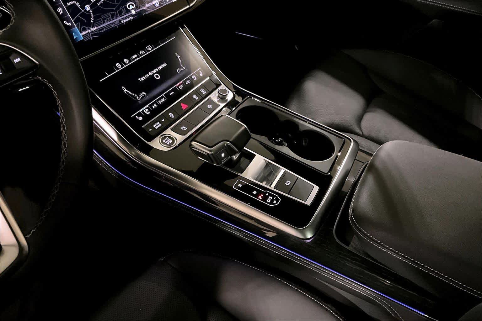 Used 2025 Audi Q7 3.0T Premium Plus AWD/4WD image 16