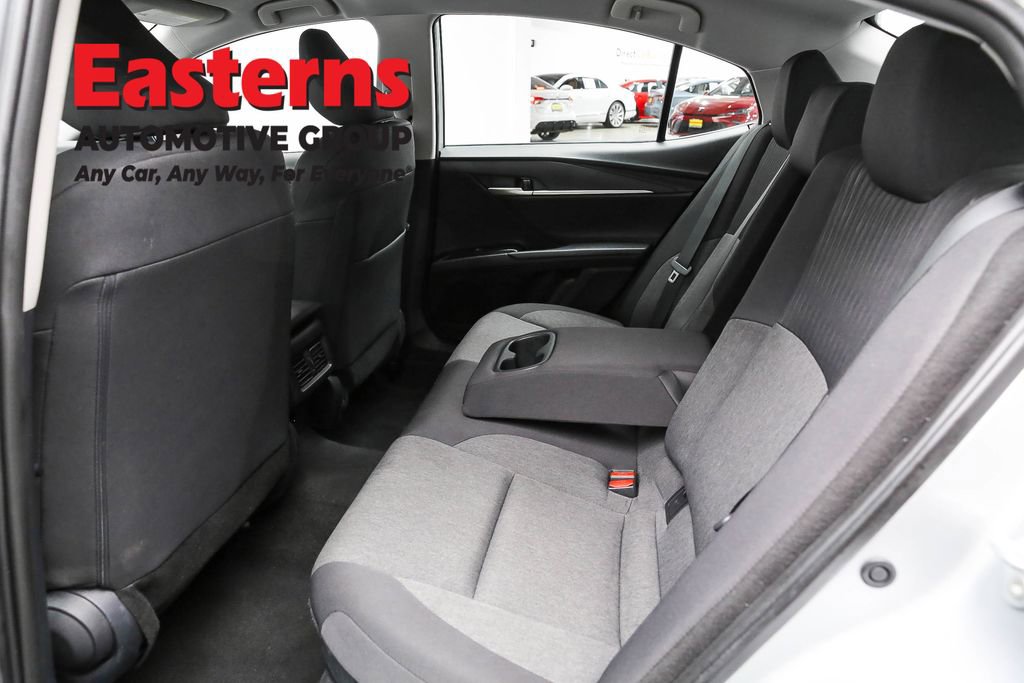 Used 2025 Toyota Camry LE FWD image 21