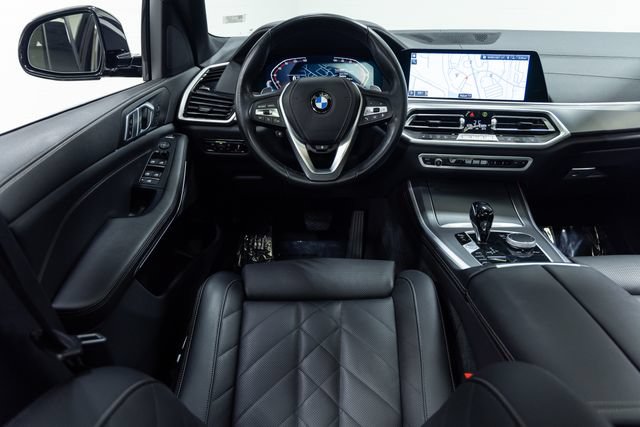 Used 2023 BMW X5 xDrive40i w/ Premium Package AWD/4WD image 3