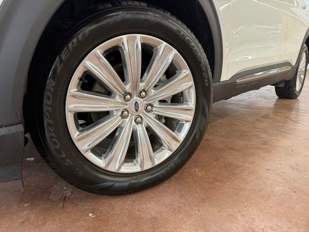 Used 2023 Ford Explorer Limited w/ Equipment Group 301A RWD image 23
