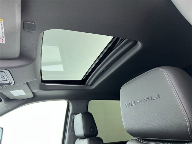 Used 2023 GMC Sierra 3500 Denali image 19