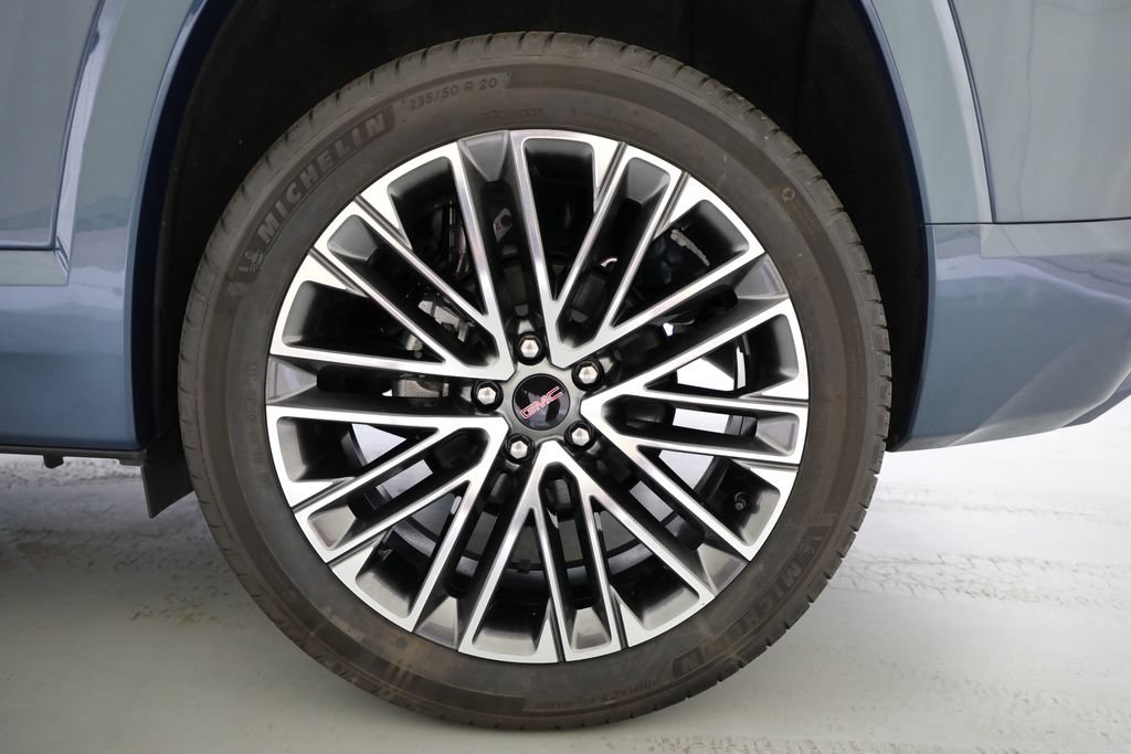 Used 2026 GMC Terrain Denali AWD/4WD image 14