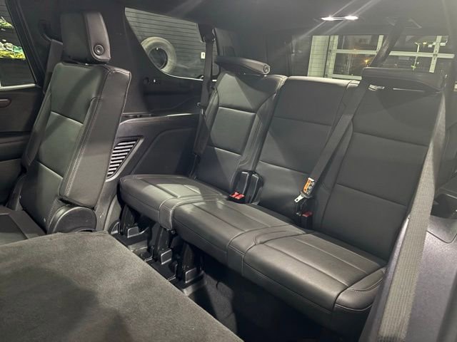 Used 2025 Chevrolet Tahoe LT image 14