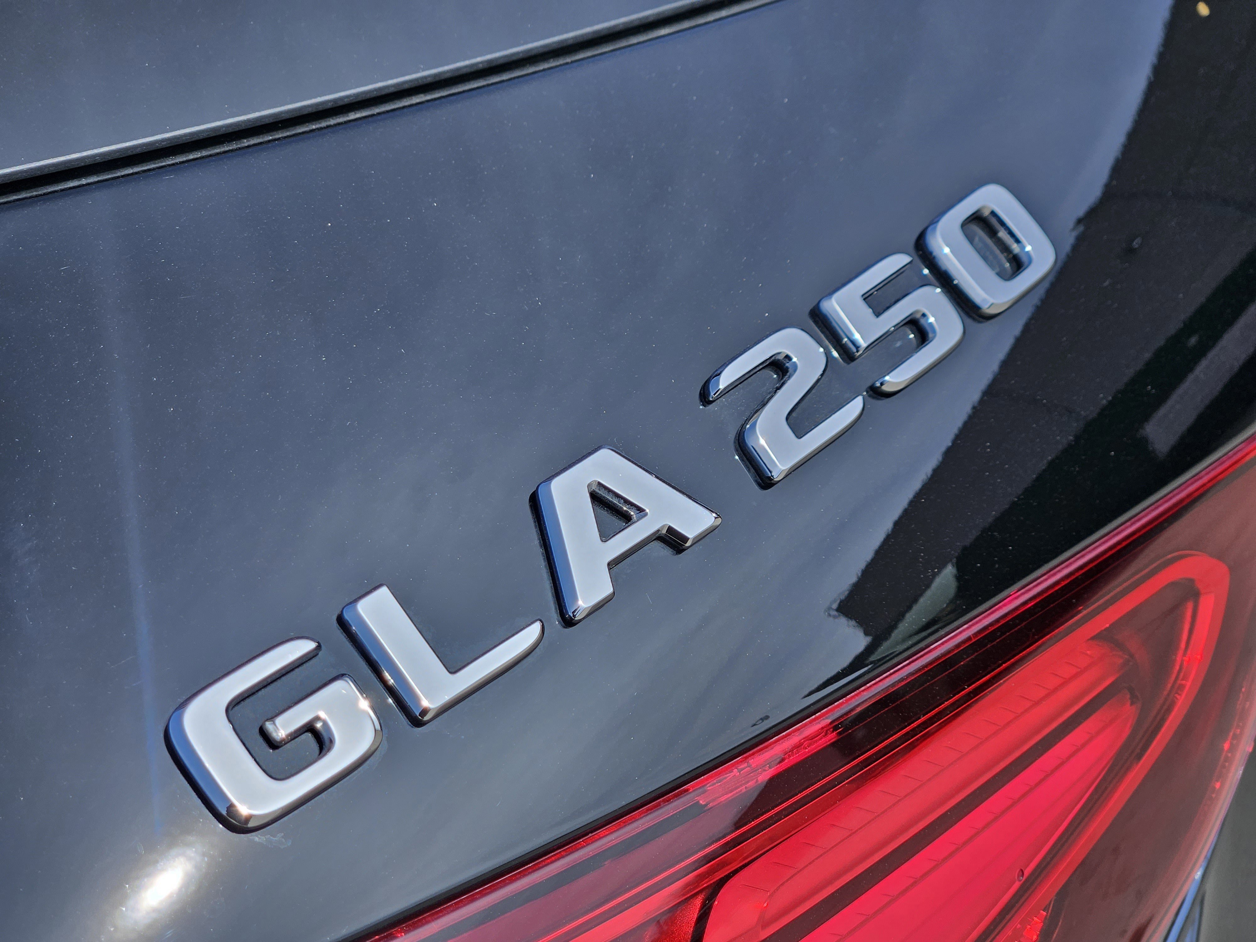 Certified 2026 Mercedes-Benz GLA 250 250 image 25