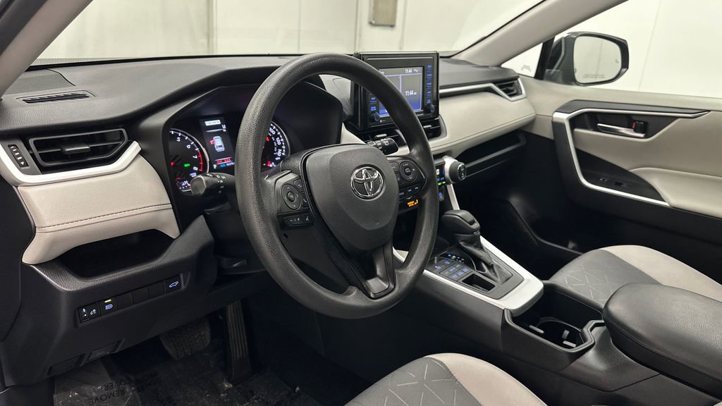 Certified 2022 Toyota RAV4 XLE w/ Convenience Package image 26