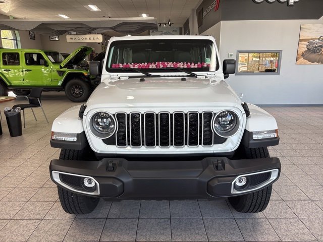 New 2025 Jeep Wrangler Sahara image 8