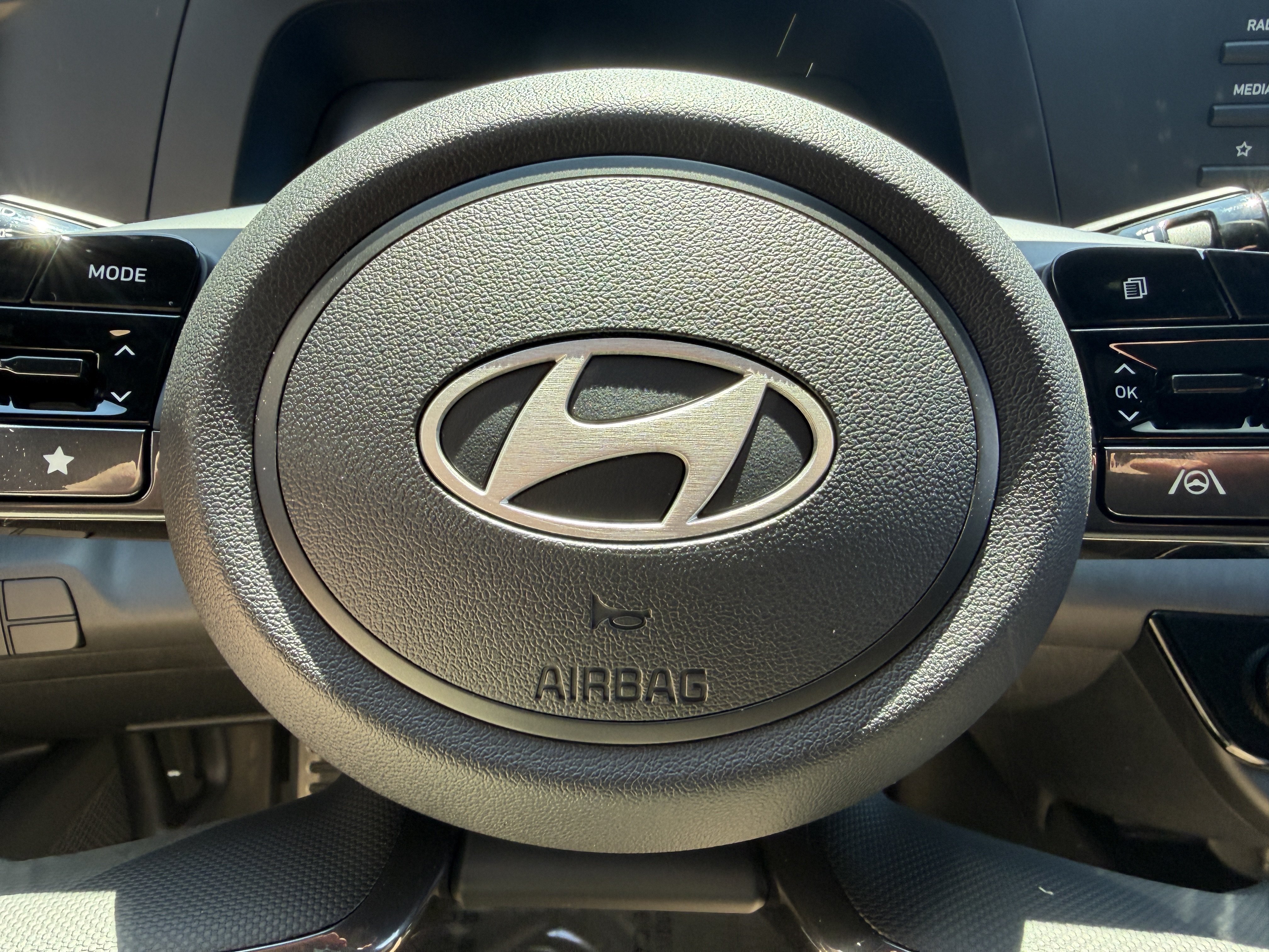 Used 2026 Hyundai Elantra Sport FWD image 28