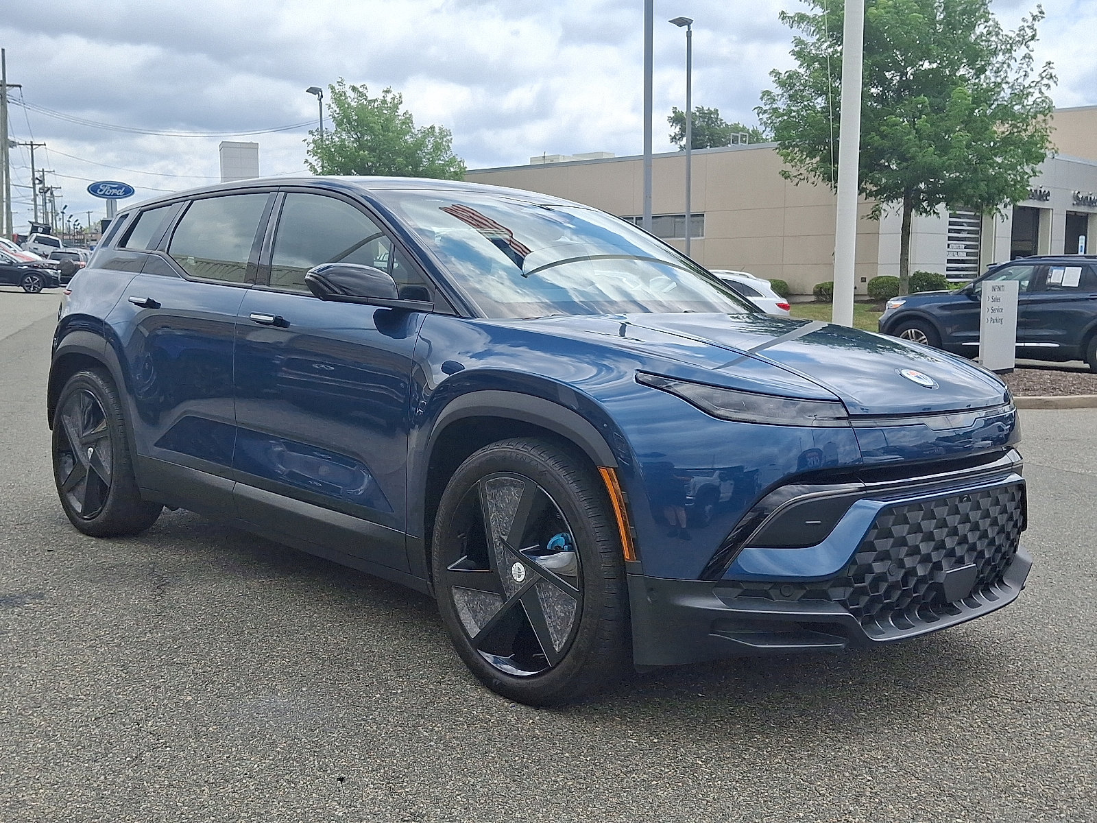 Used 2023 Fisker Ocean One image 3