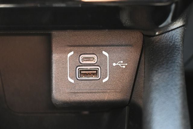 Used 2024 Jeep Compass Limited AWD/4WD image 30