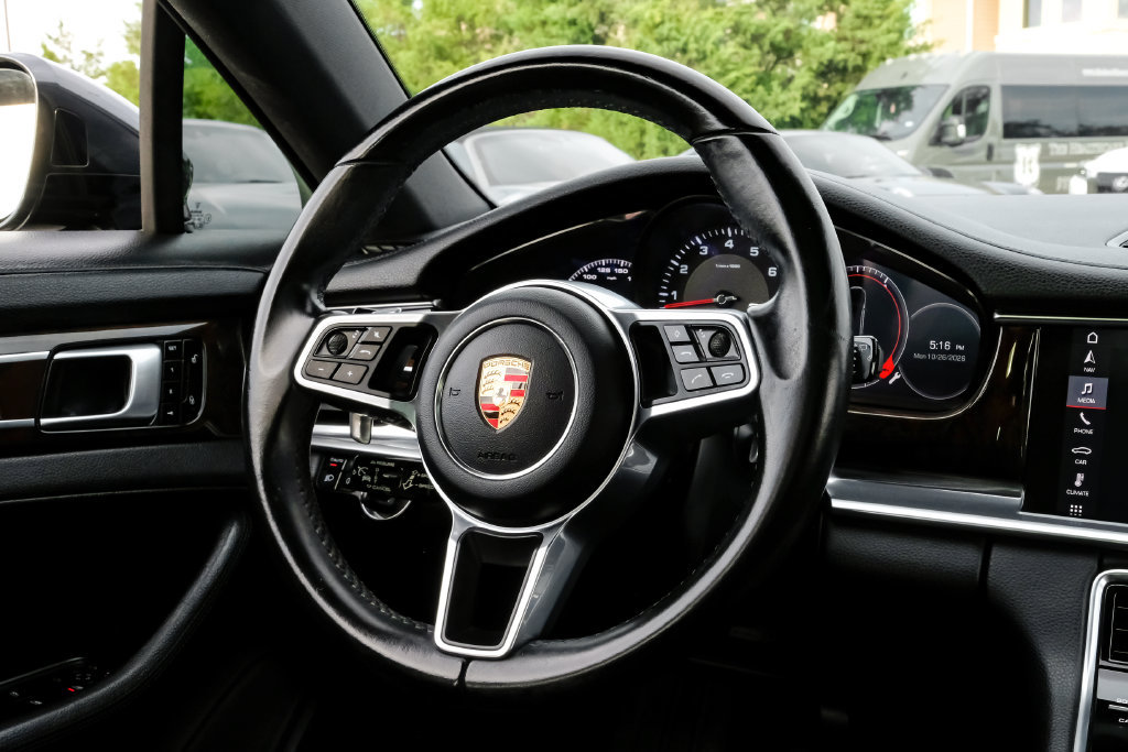 Used 2018 Porsche Panamera 4 AWD/4WD image 13