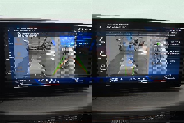 New 2026 BMW 330i xDrive xDrive w/ Premium Package image 11