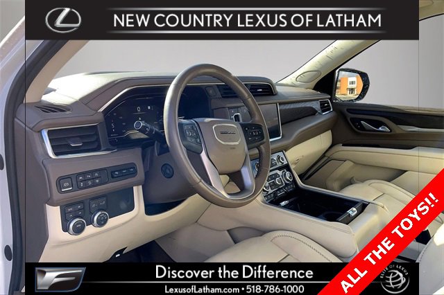 Used 2023 GMC Yukon Denali image 11